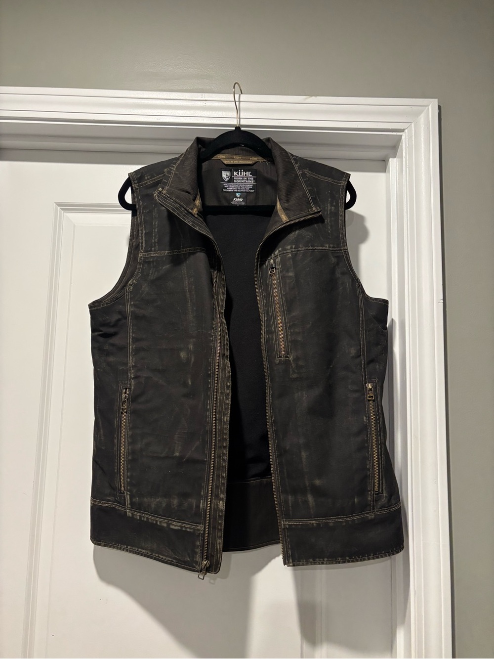 Kuhl Men's Distressed Brown Waxed Canvas Vest Size Medium